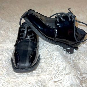 Everything must go! Felipe Stefano Boys Dress shoes